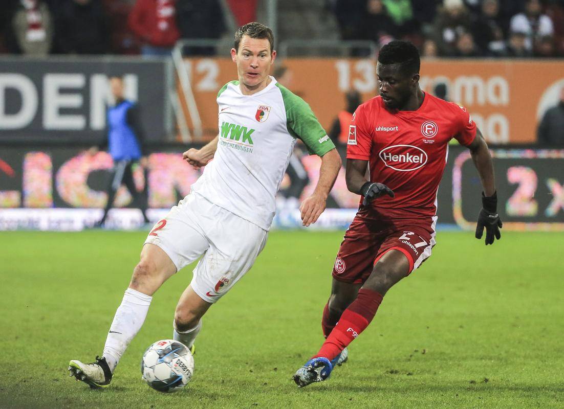 PG模拟器-包含赛前德国杯传出新动向，拉齐奥主帅复盘，管理层表态——气氛紧张，阵容厚度经受考验的词条-PG模拟器